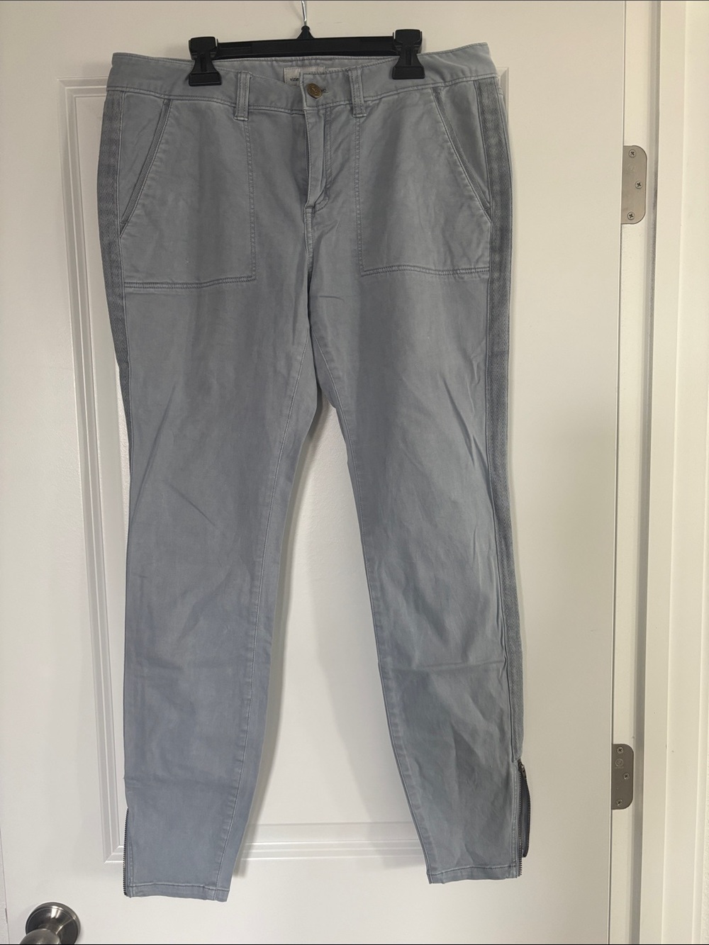 Vineyard Vines Light Gray Straight Casual Pants